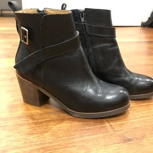 MM6 Maison Martin Margeila Boots (Size 6)